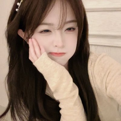 在此一群